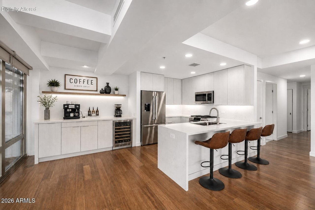 7161 E Rancho Vista Dr #4007