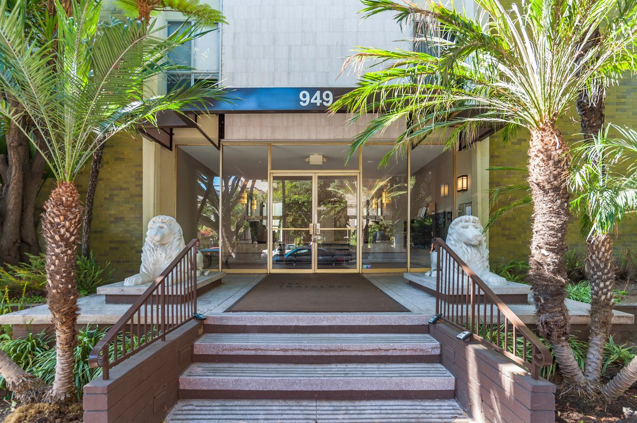 A fantastic home moments from the best West Hollywood has to offer