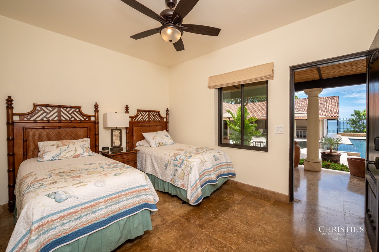 Casa Playa Bonita | Beachfront Luxury Estate in Playa Flamingo