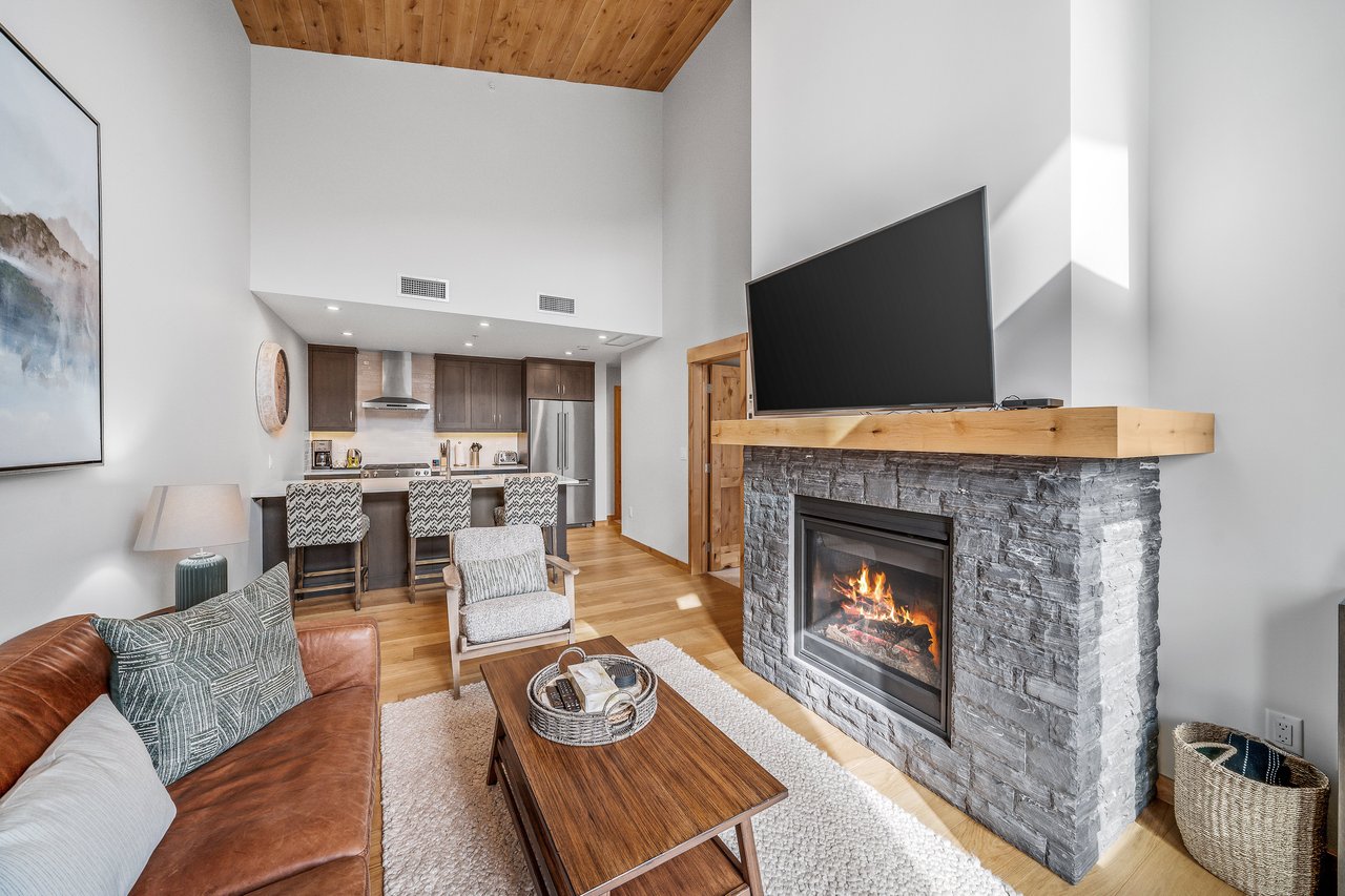 Top-Floor Spring Creek Retreat | Income-Generating Tourist Home in Timberstone Lodge