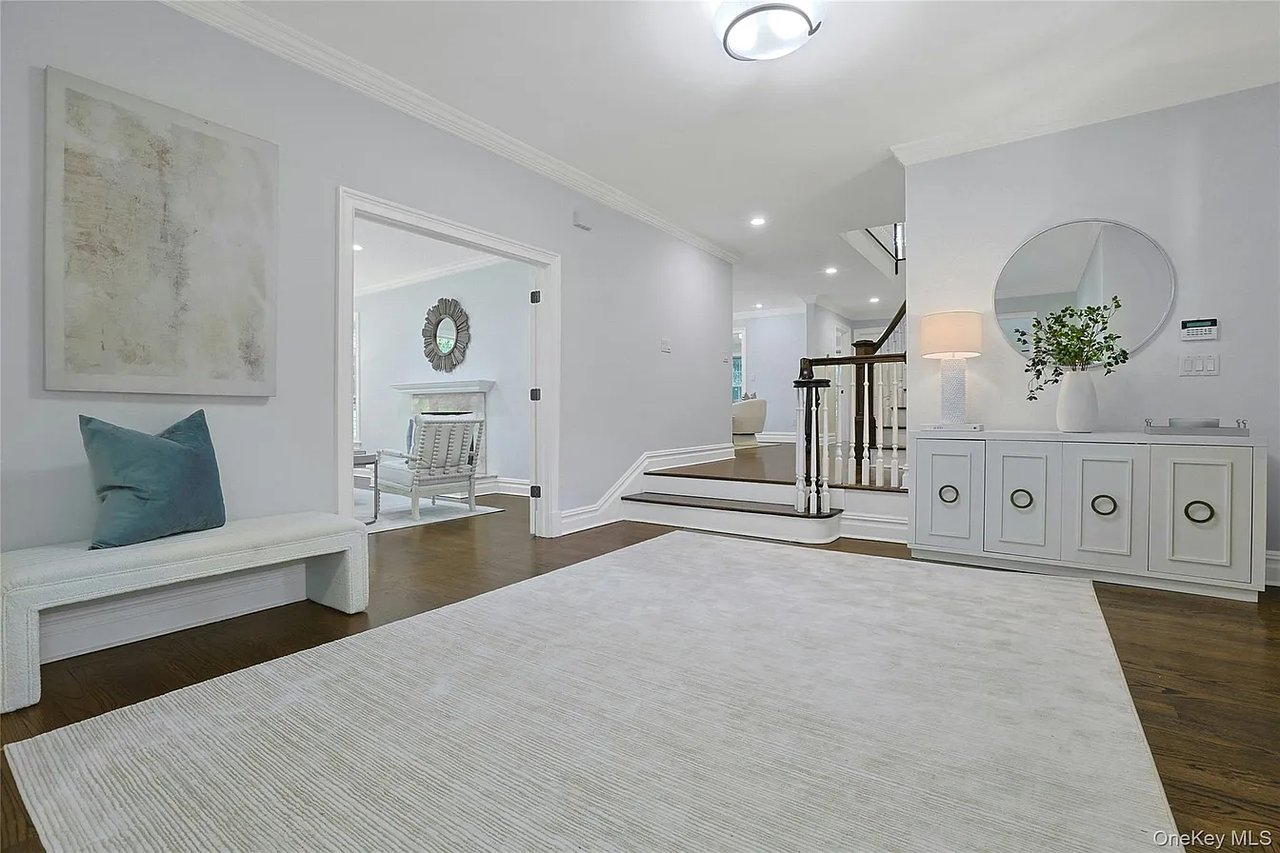 100 Fox Meadow Rd
