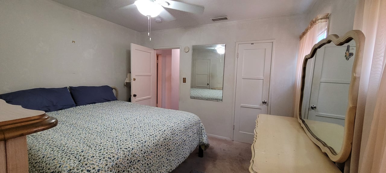 4 Units in Los Angeles