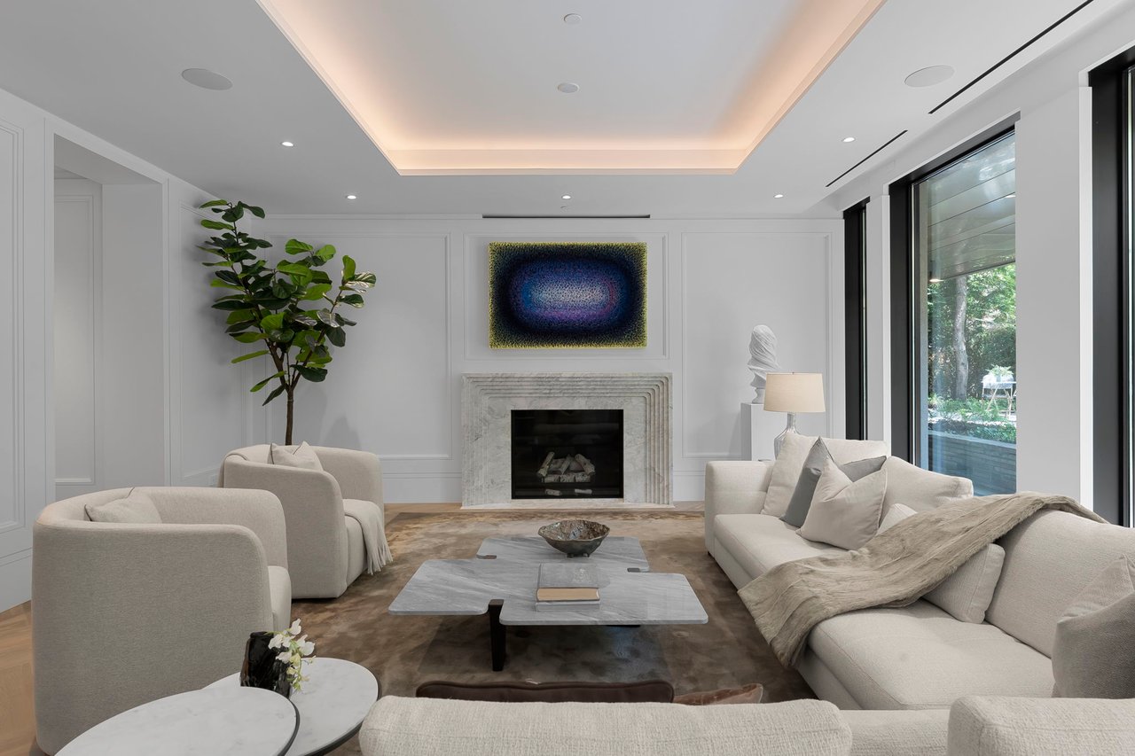 7 Dale Avenue #106