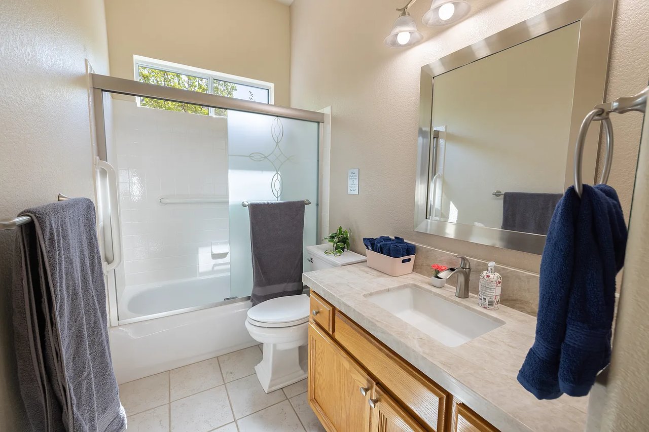2121 Mullen Ct