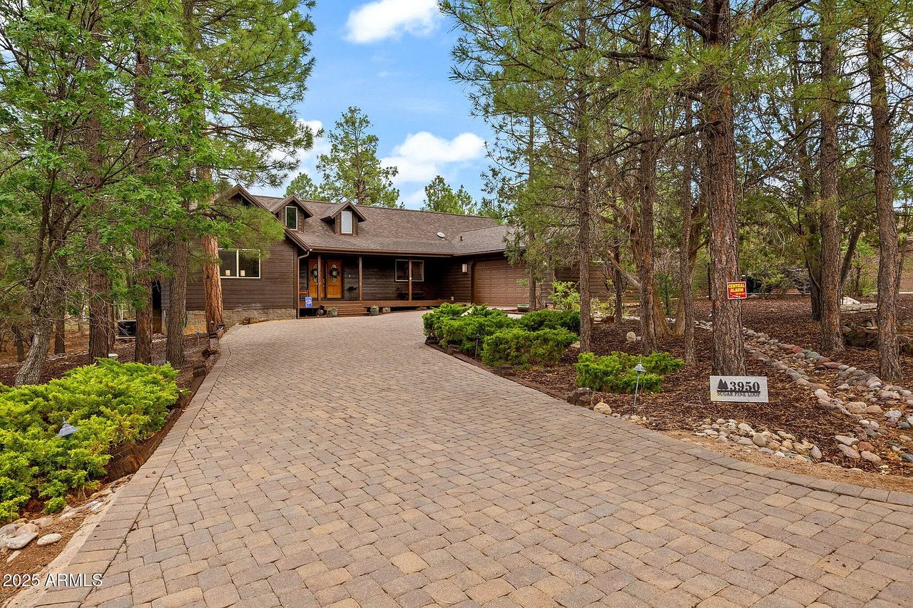 3950 Sugar Pine Loop