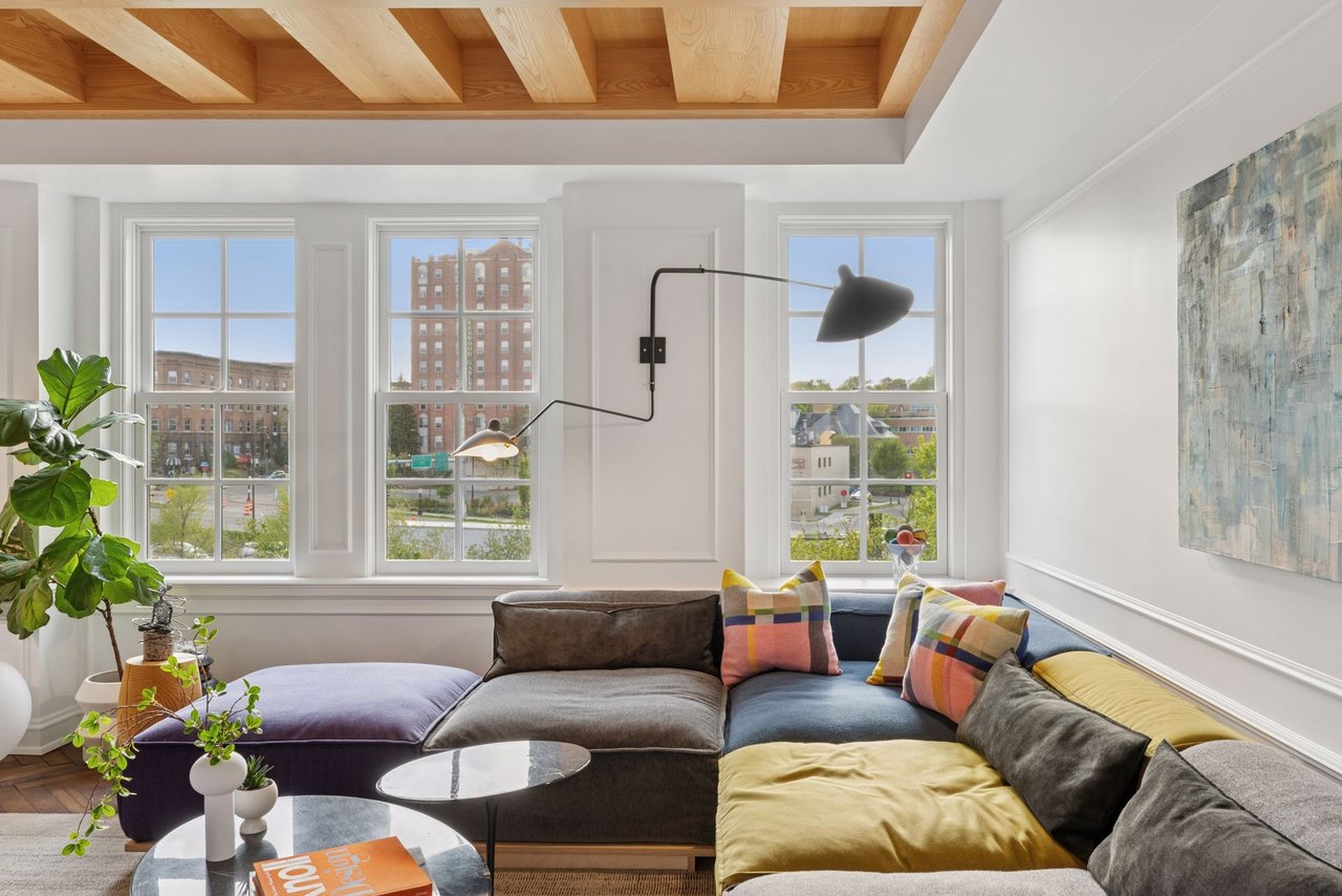 510 Groveland Avenue #304
