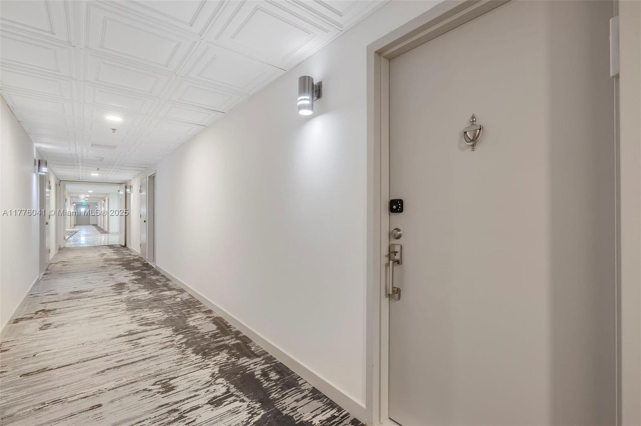 9500 Oceans Condo, Unit 1202