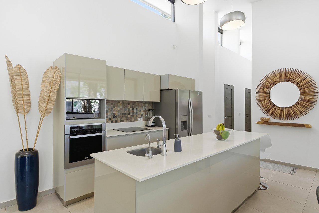 Casa Oasis | Modern Tropical Living Minutes from Tamarindo