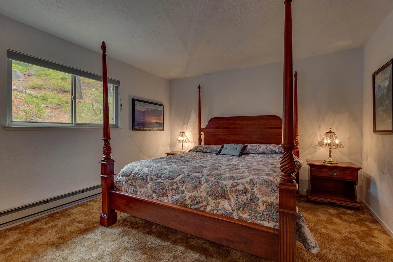 407 Bayview Dr