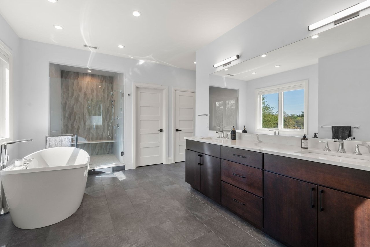 1058 Beacon Street - Unit B
