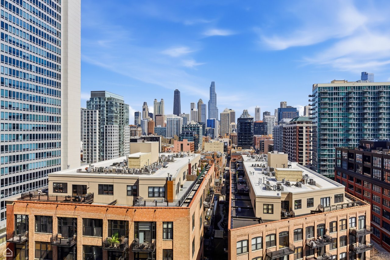 702 N Larabee Street unit 1206 