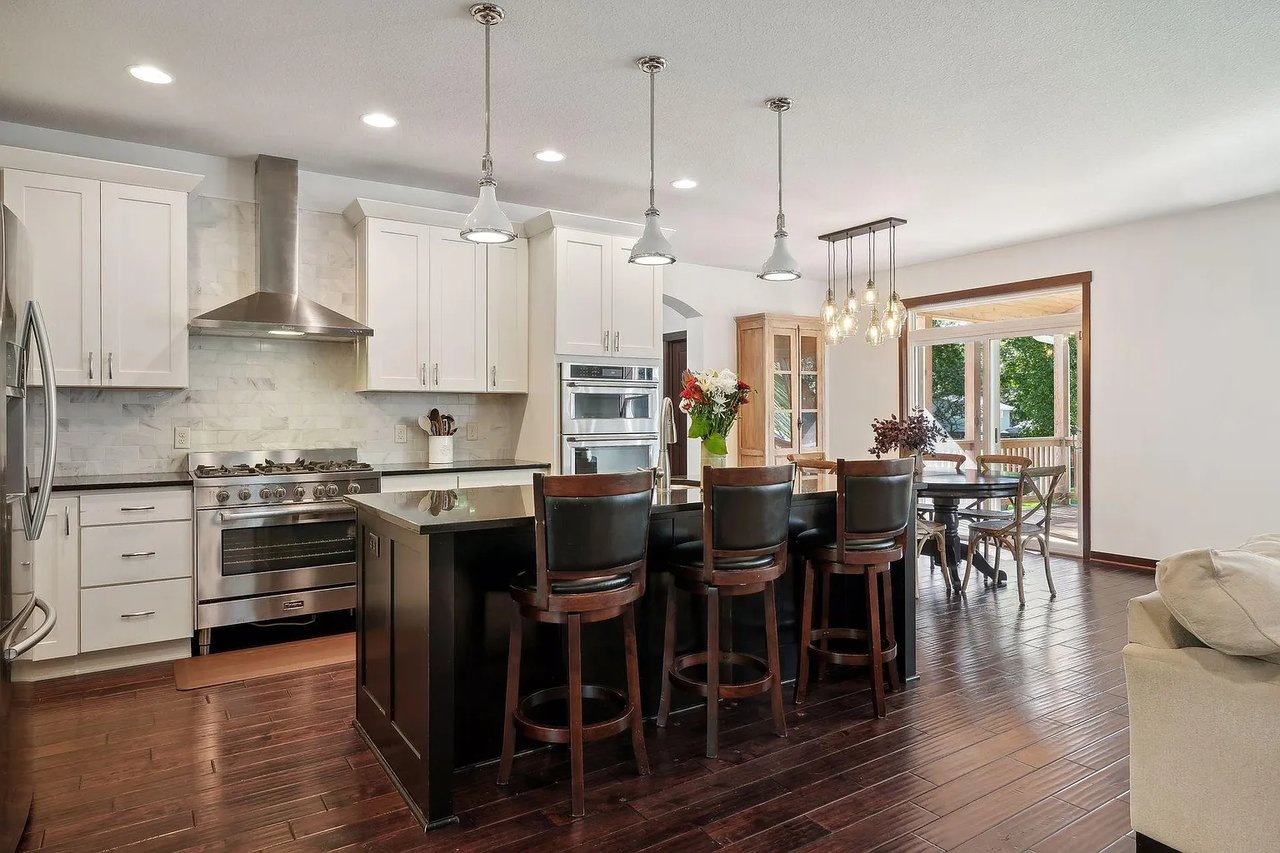 2014 Build 5 Minutes from Downtown Wayzata