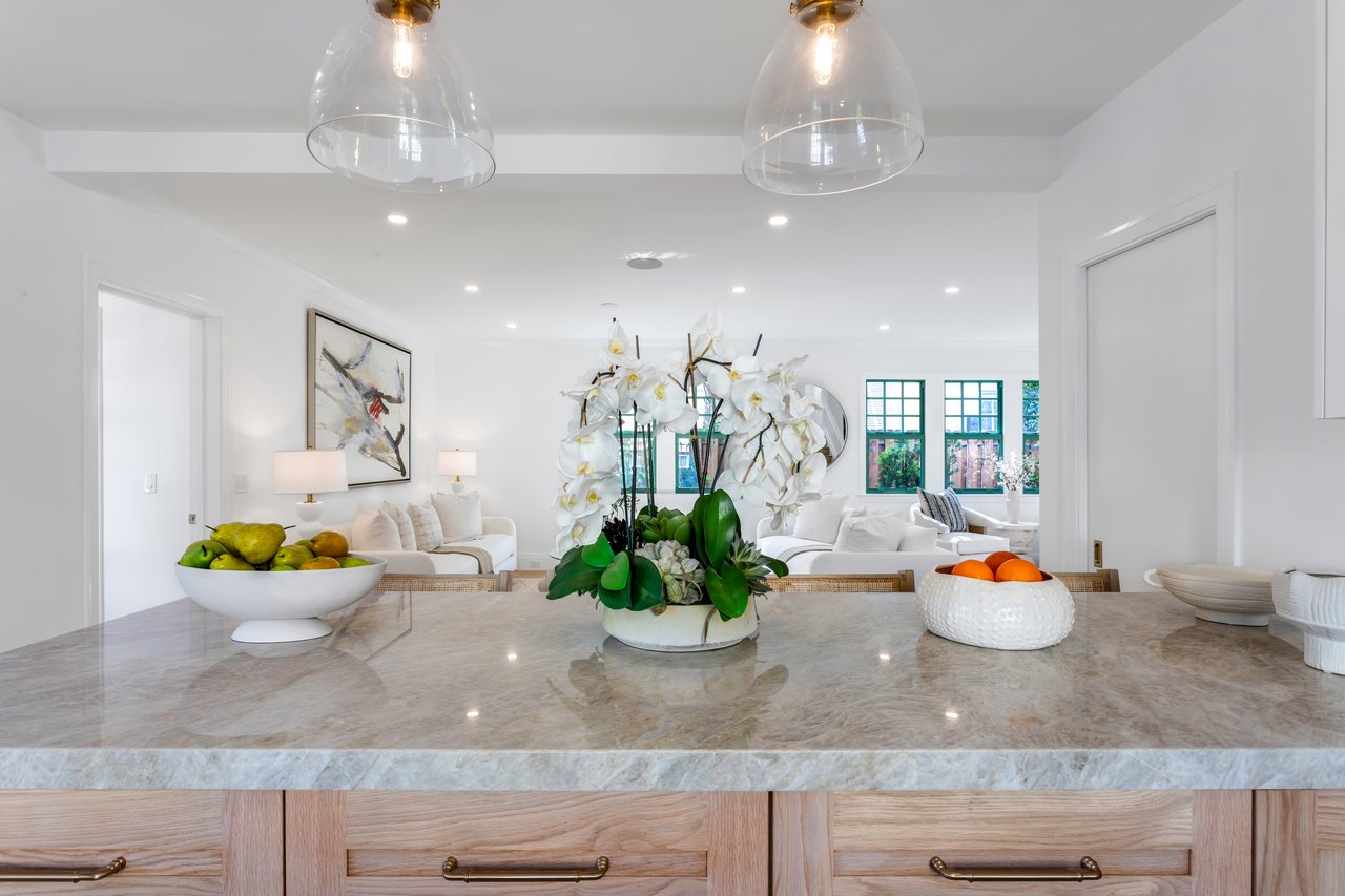 Charming Like New Residence In Town