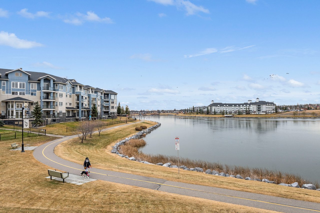 10 Country Village Park NE Unit: 3314