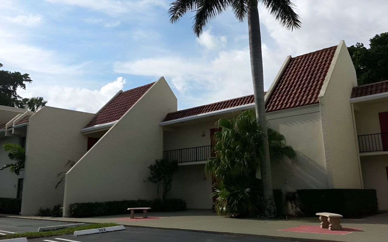 Garden Court Villas
