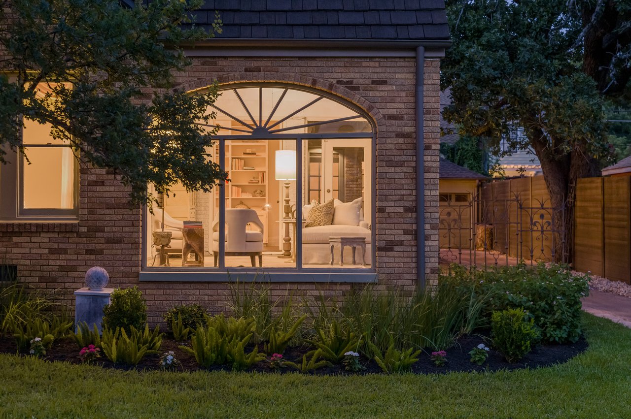 106 Laurel Lane