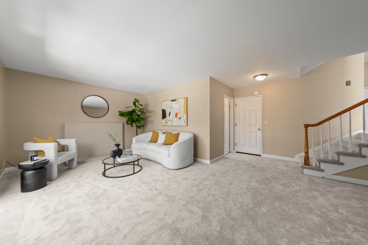 2390 Harris Ct.