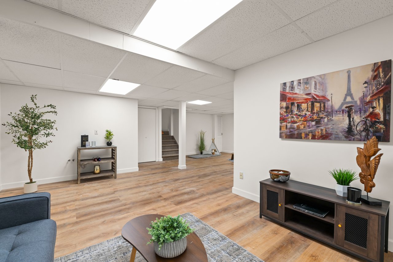 Renovated. Private. Prime Deerfield location.