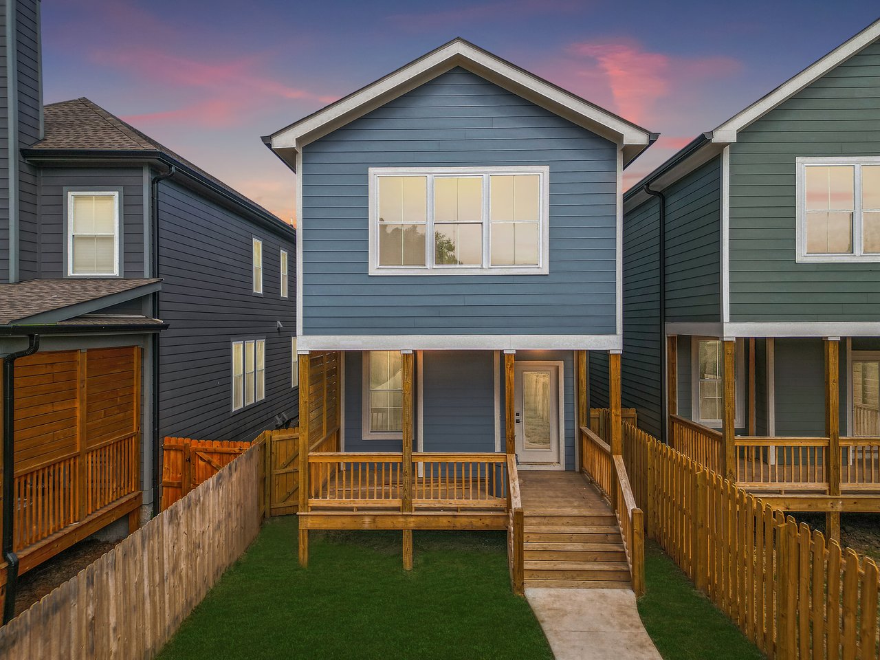 Charlotte Park Multi-Unit Residential