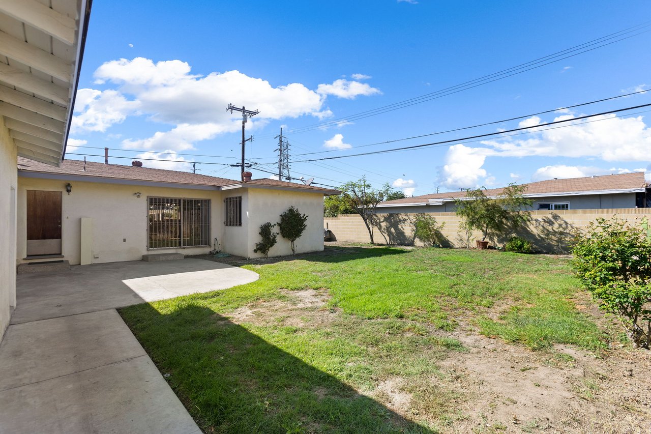 8805 Stardust Lane