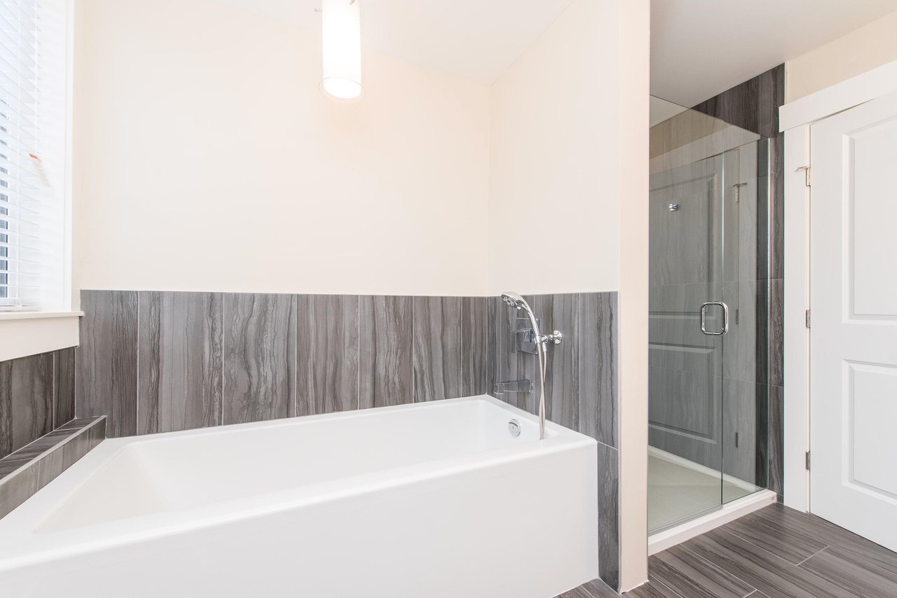 205-45761 Stevenson Rd