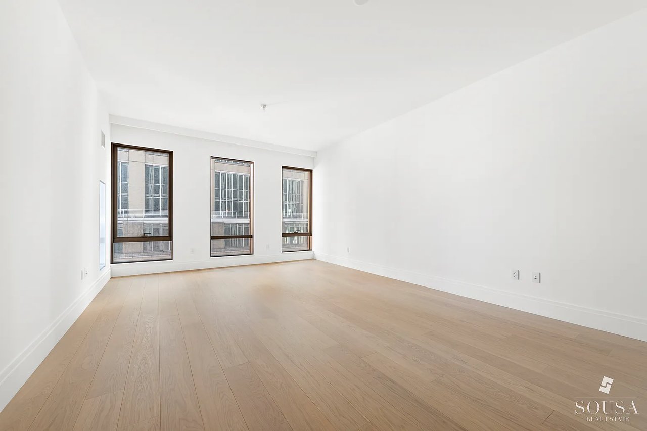 50 W 66th St #8A