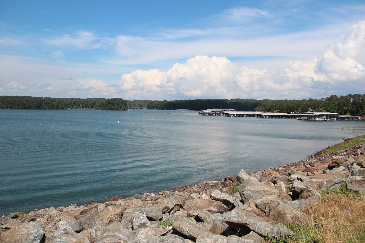 Acworth GA homes market update