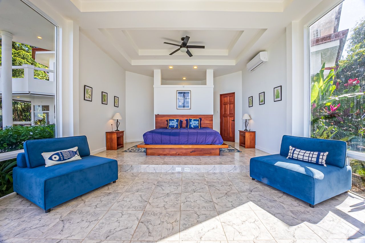 16 ACRES – 6 Bedroom Grand Estate With Guest House, 15 Minutes to Dominical, SPECTACULAR OCEAN VIEWS!!!