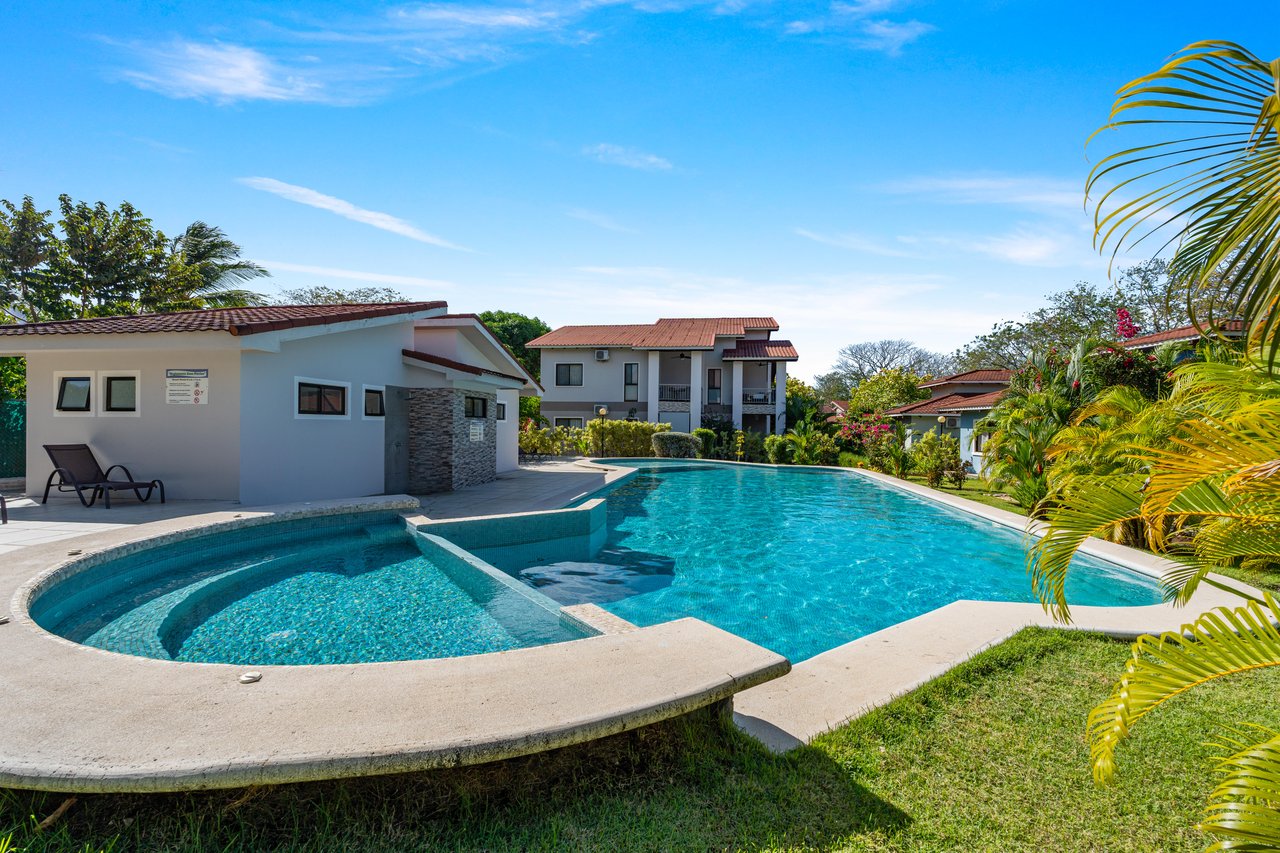 Condominio Villagio Parque del Lago Palma 21-1 | New two bedroom condo plus mezanine