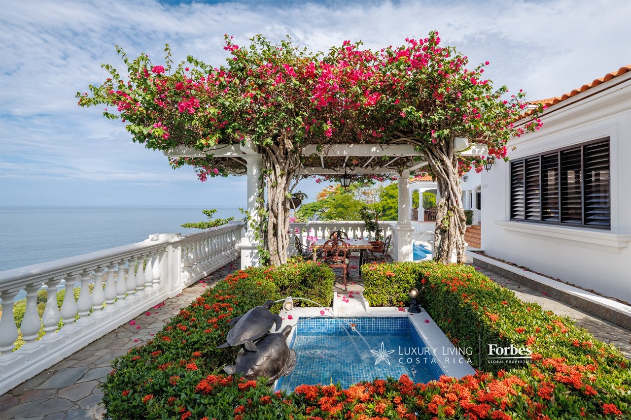 20361 - Villa Romántica | Mediterranean Mansion on 5.9 Hectares with Ocean Views