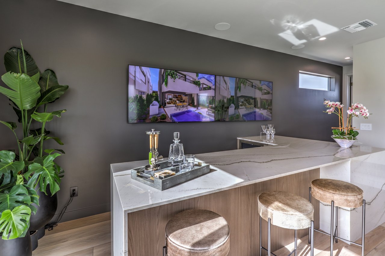 4077 Heron Fairway Dr