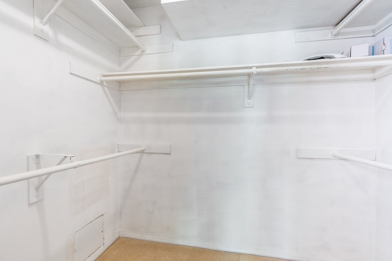 28385 Borgona, Mission Viejo 92692	