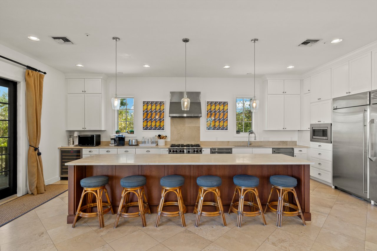 16205 Captiva DR