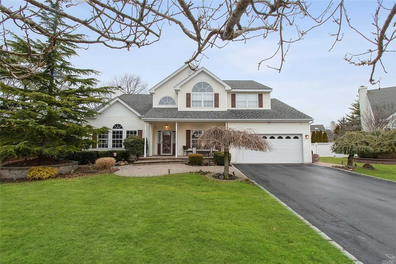 23 Windwood Dr