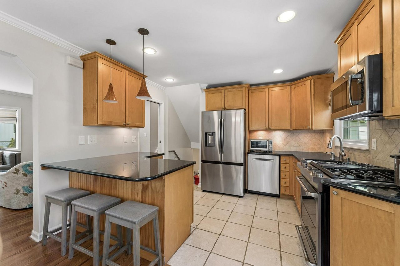 34 Moss Ave, Westfield, NJ 07090