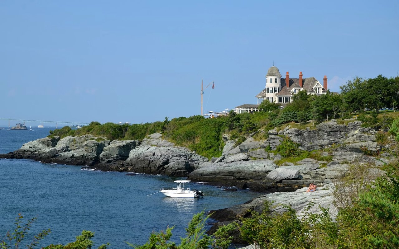 Finding a Home with Amazing Views That Will Take Your Breath Away in Newport, RI