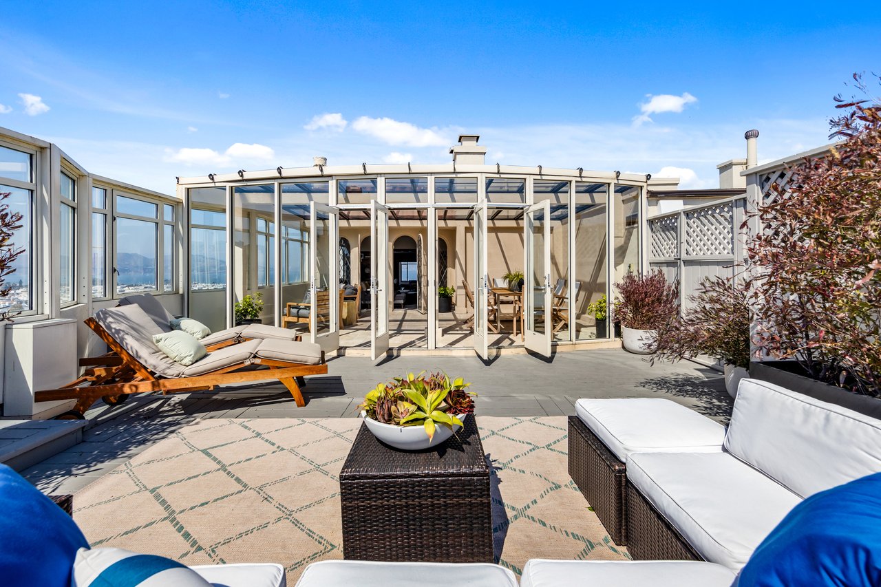 2100 Green Street Penthouse