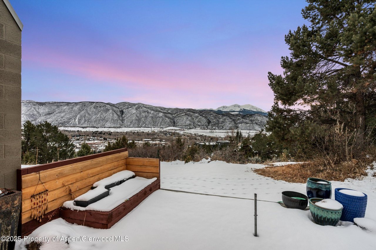 805 Pinon Dr, #1