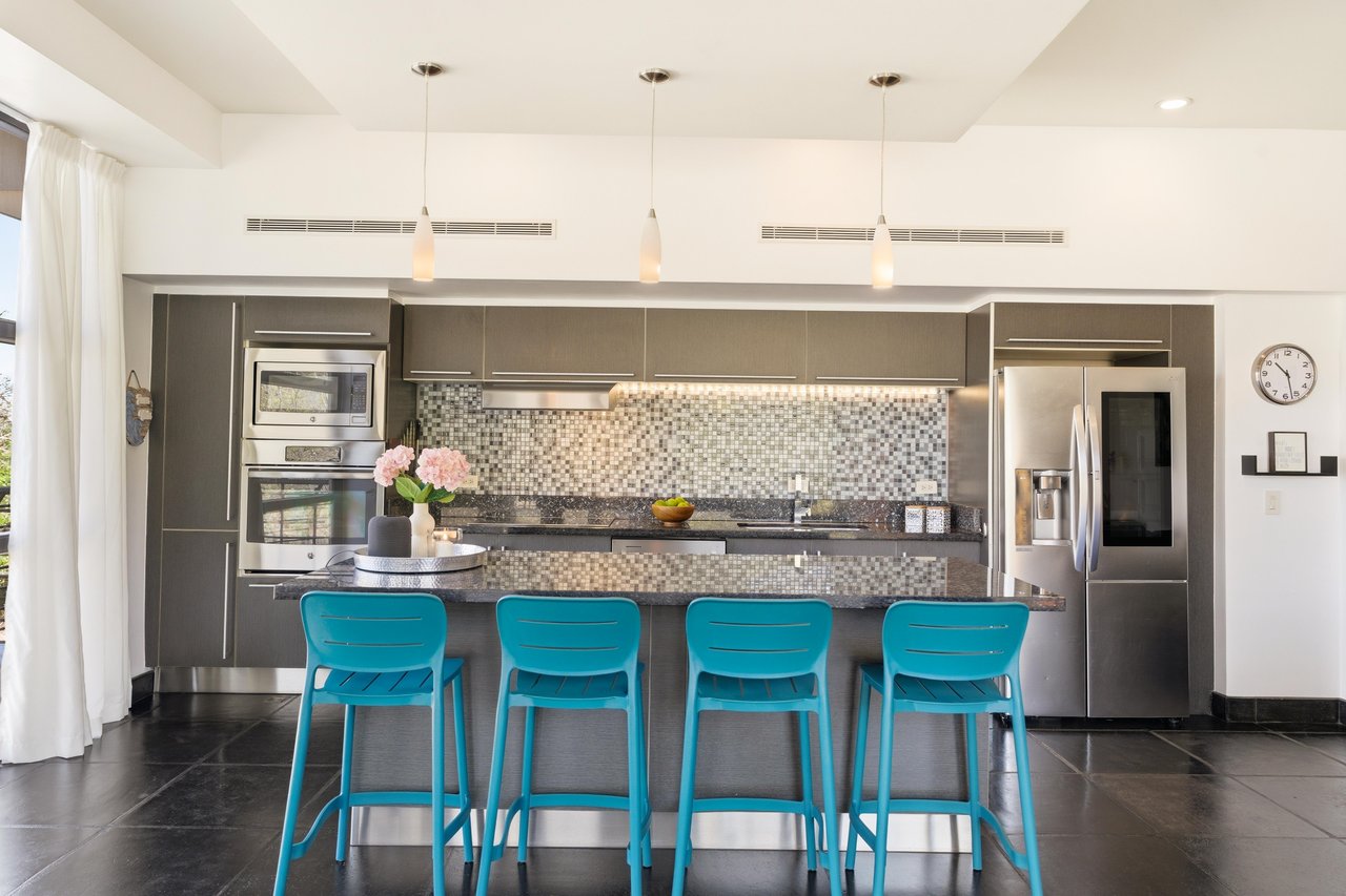 La Perla 113 | Boutique Luxury Condo in the Heart of Tamarindo