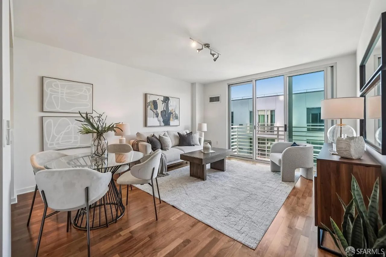 555 4th St Unit 926