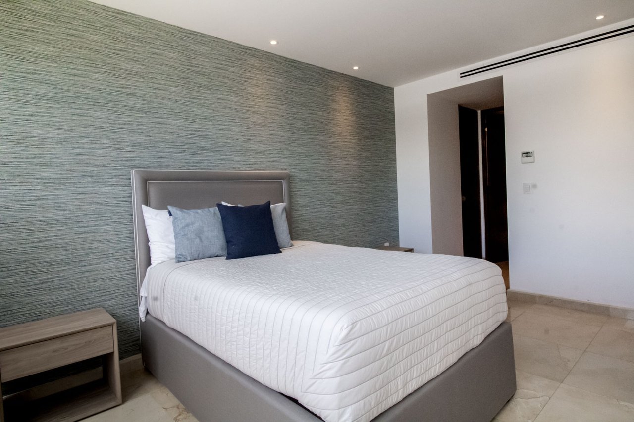 Penthouse | Antaal