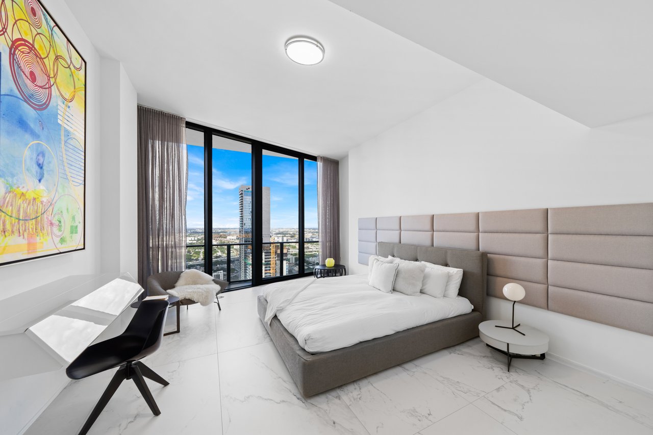 One Thousand Museum Lower Penthouse 4901