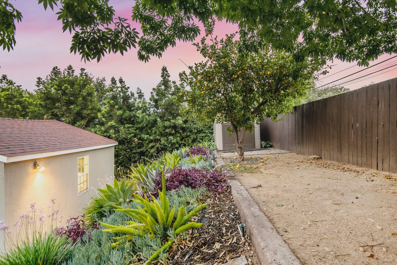904 Farnam St, Highland Park