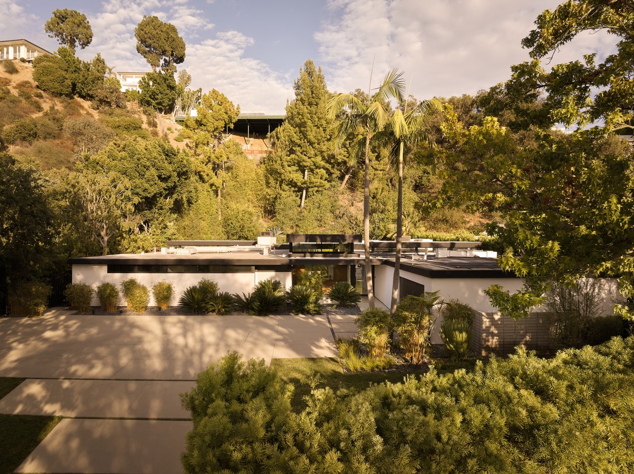 570 Evelyn Pl, Beverly Hills