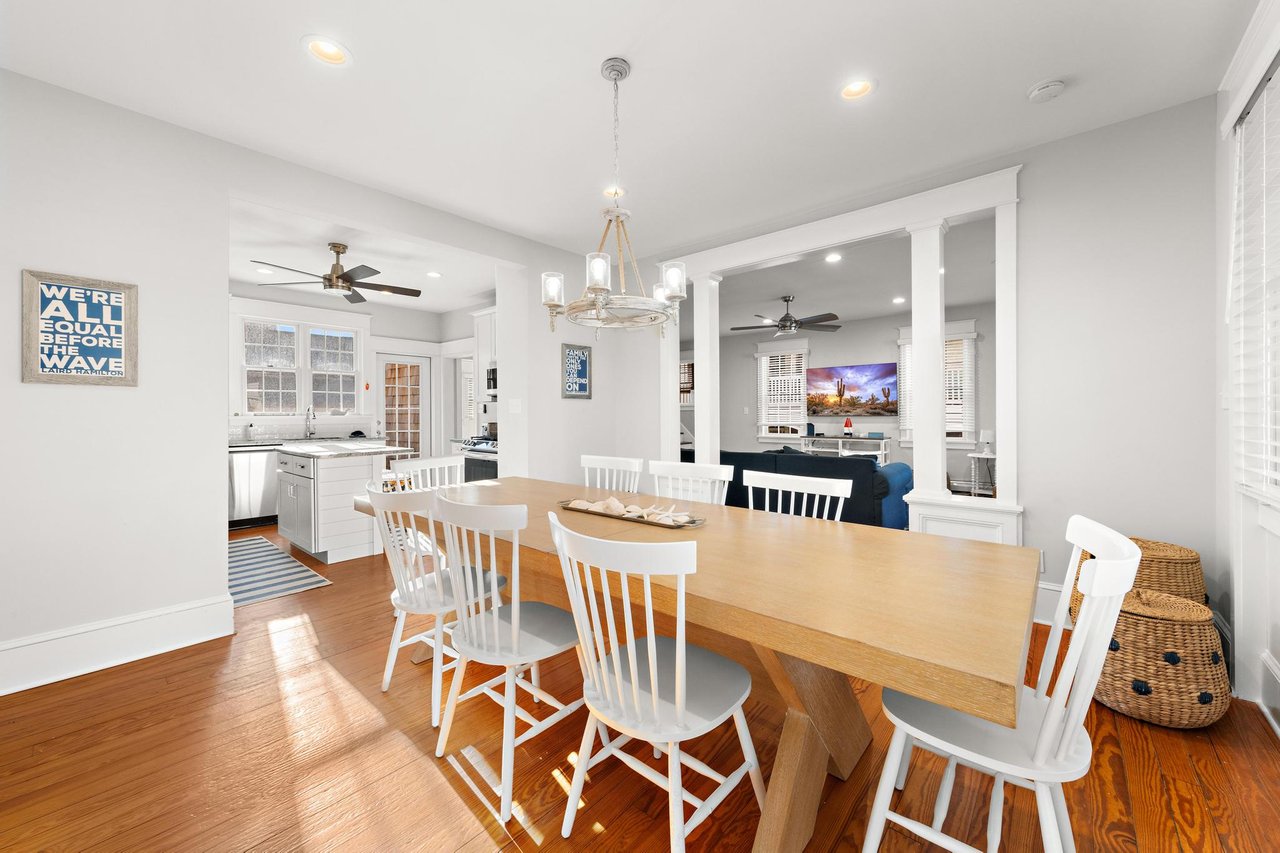 112 8th Street Beach Haven w/Cottage