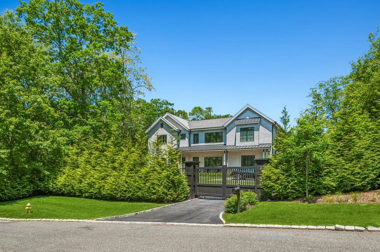2 Fair Hills Lane