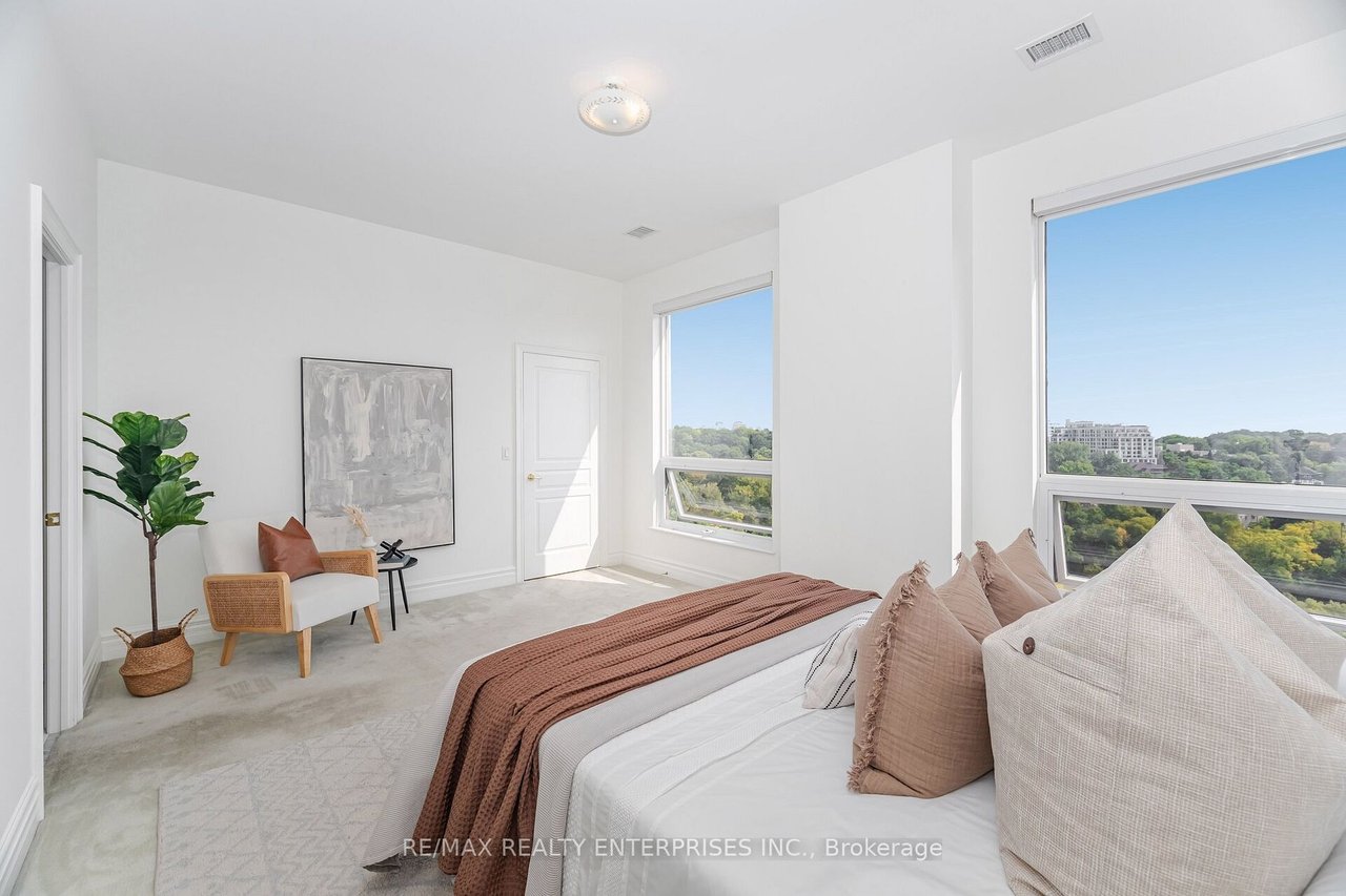 TERRACES OF OLD MILL PENTHOUSE