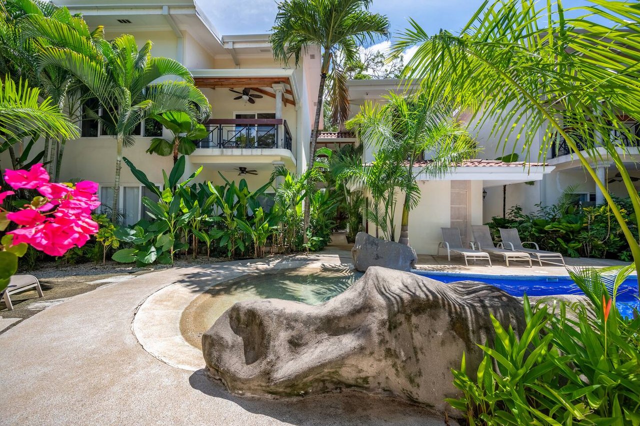 Mango Condo #7 - Surfside Playa Potrero