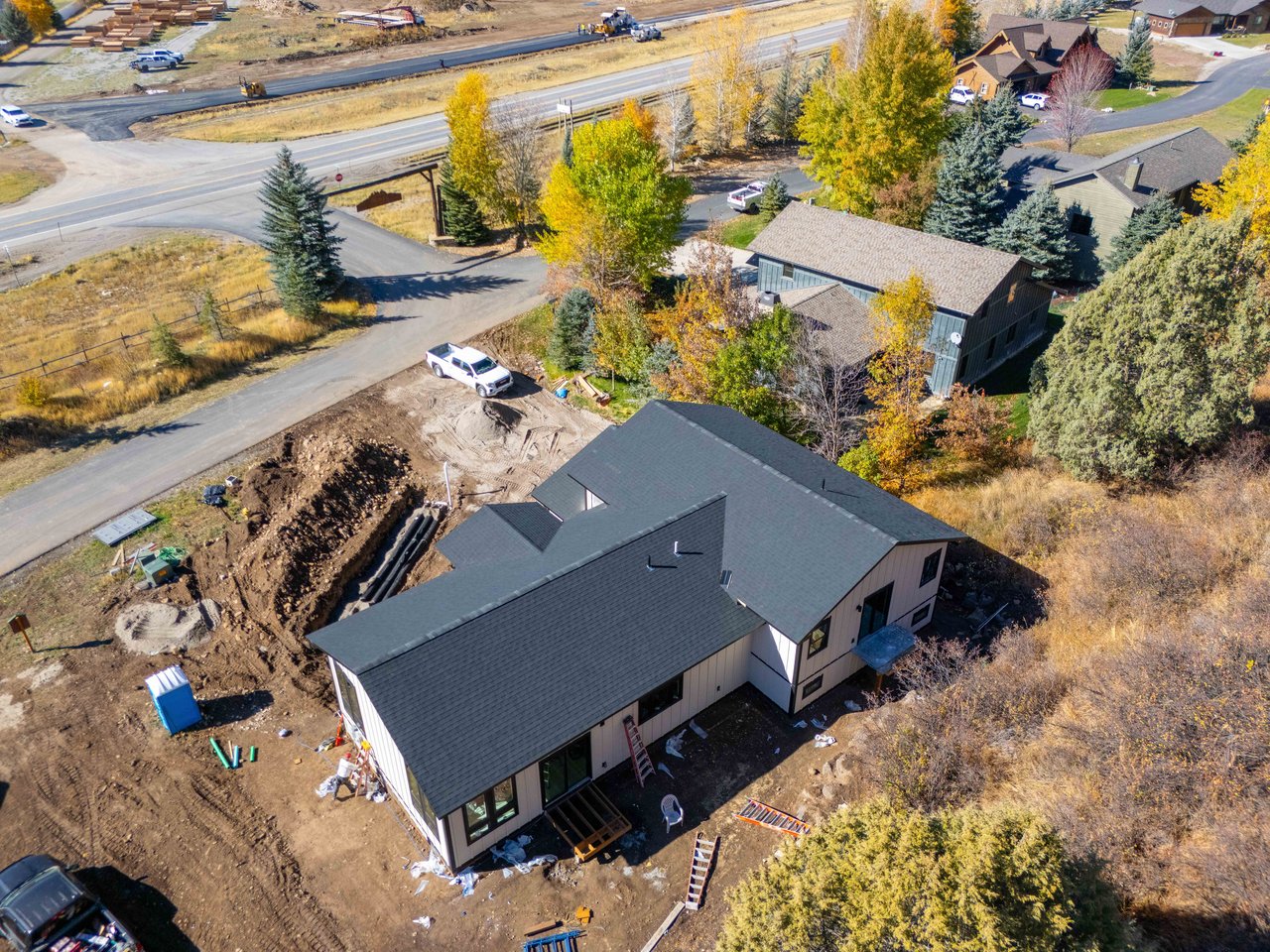 190 MEADOW RIDGE Drive