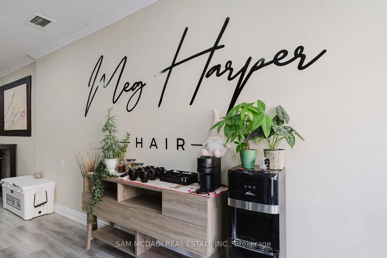 Single Office - 728 Main St E